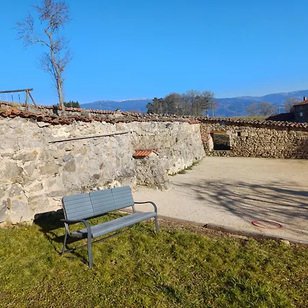 De La Ferme Hébergement de vacances Bertignat